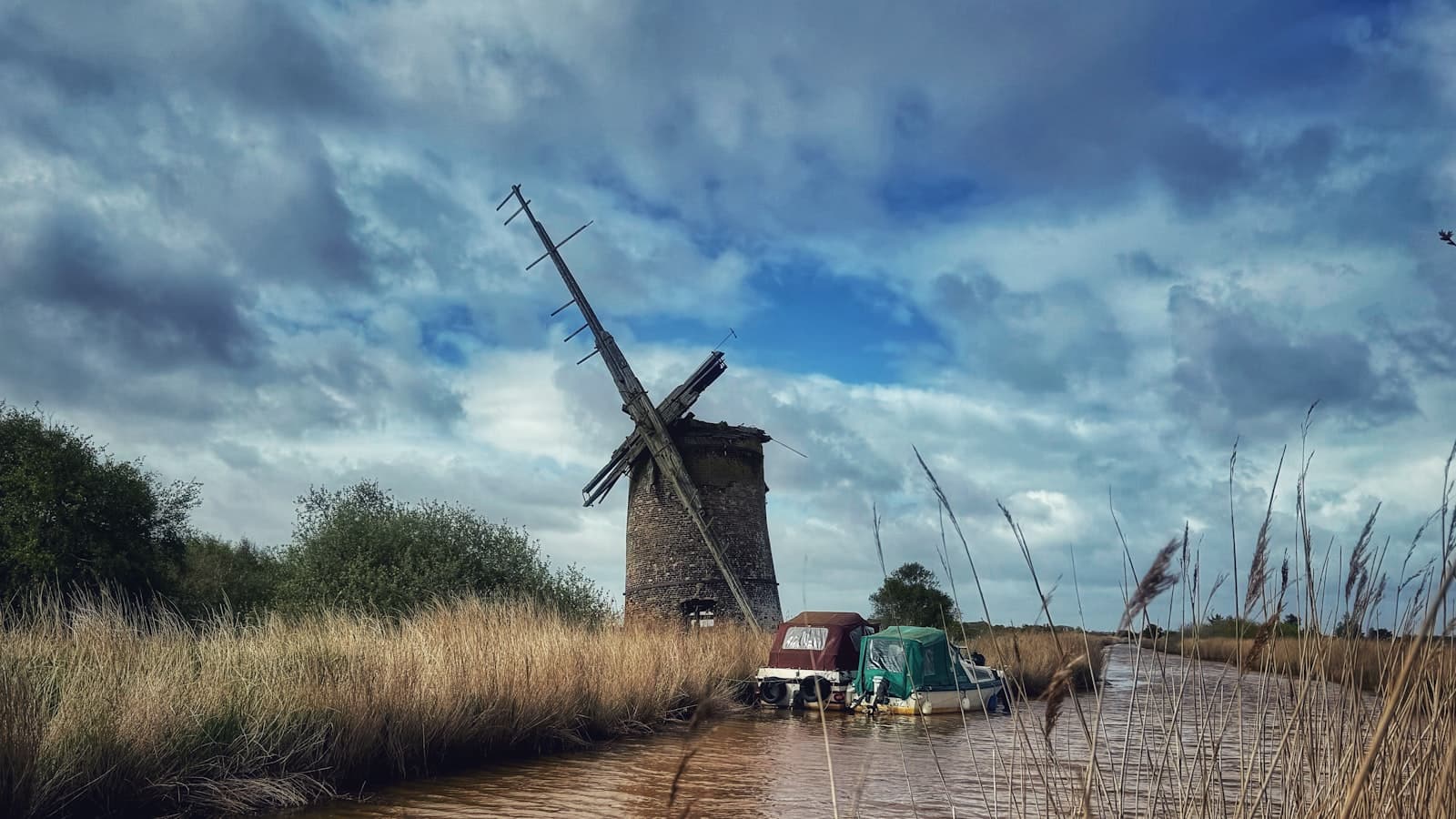 Norfolk Broads Days Out — 11 Ways to Enjoy Britain's Magical Waterland
